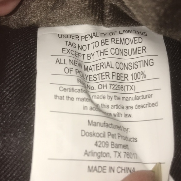 DOSKOCIL Pet Products oval bed dark brown,cream faux micro suede Host Pick🎉🎉 - Picture 6 of 8